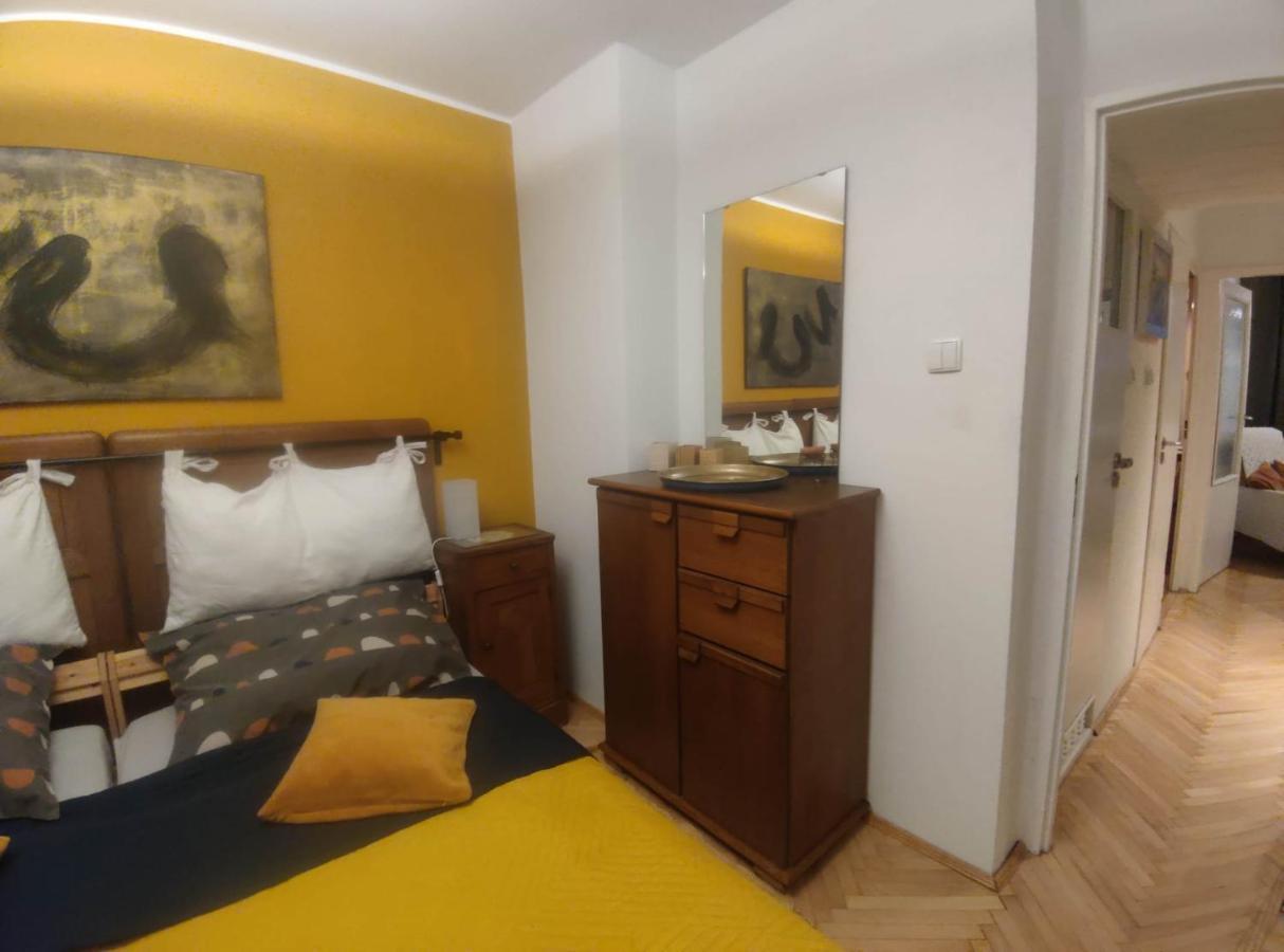 U Cioci Lutki Urocze Mieszkanie Z Balkonem Cracovia Exterior foto